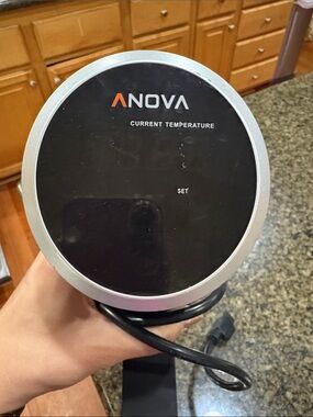 Anova Precision Cooker Sous Vide Immersion Circulator - Black/Silver